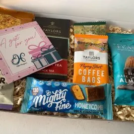 Small corporate letterbox hamper for employees UK Elite Hampers