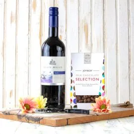 Elite Hampers, UK Corporate Gifts, Company & Employee Gifts, Shropshire hampers, gifts for employee appreciation, Red Wine and chocolate hamper.