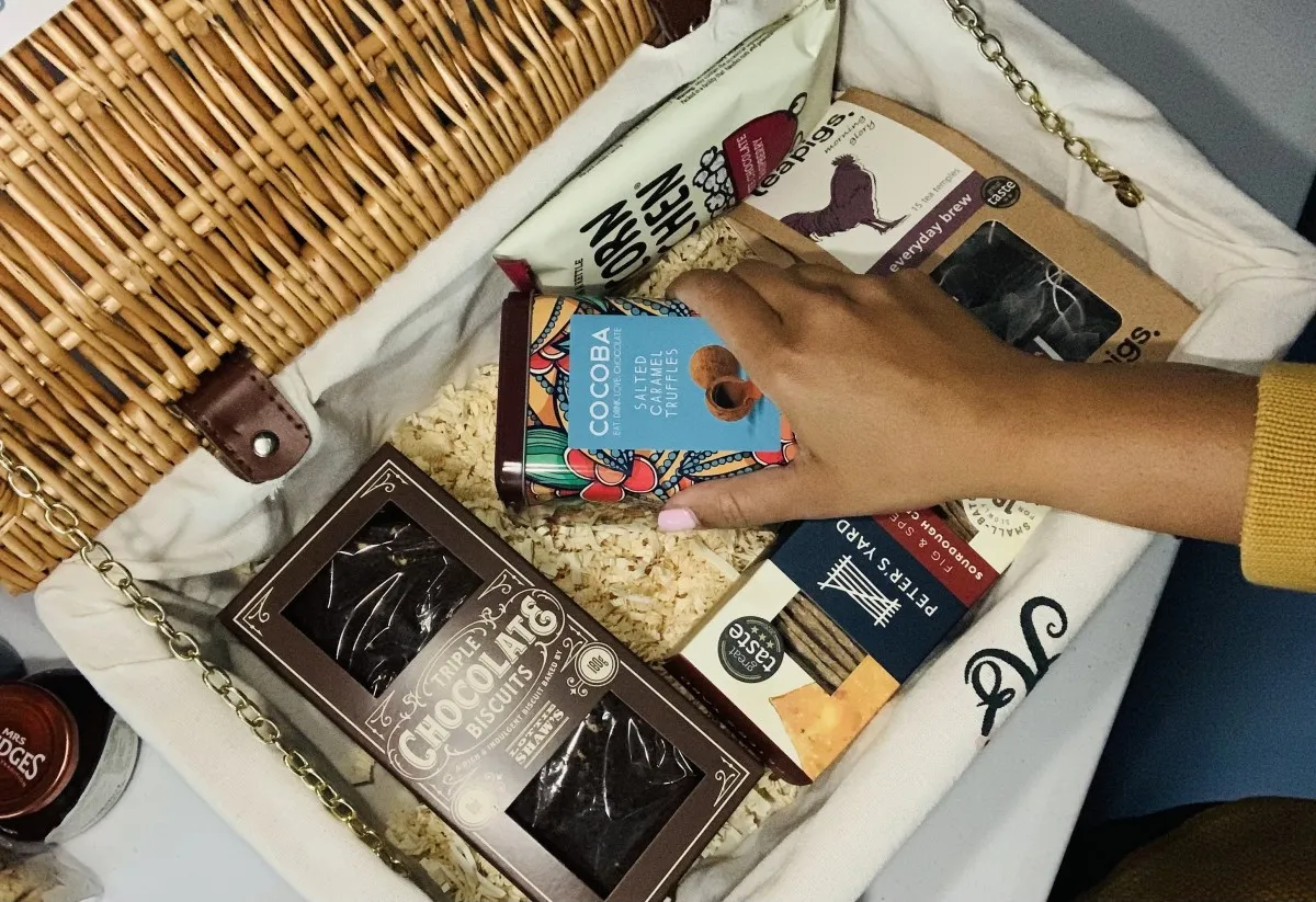 Personalised hampers UK - Corporate presents Telford Shropshire