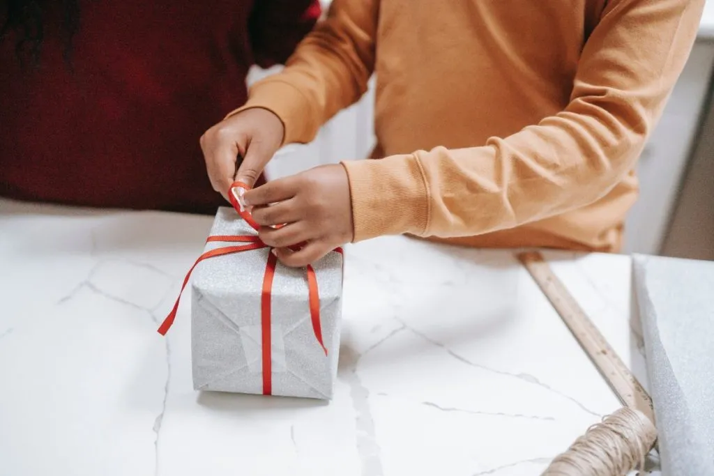Bespoke Gift Elite Hampers - create your own and personalise, UK